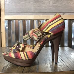 Shoe dazzle Sandals